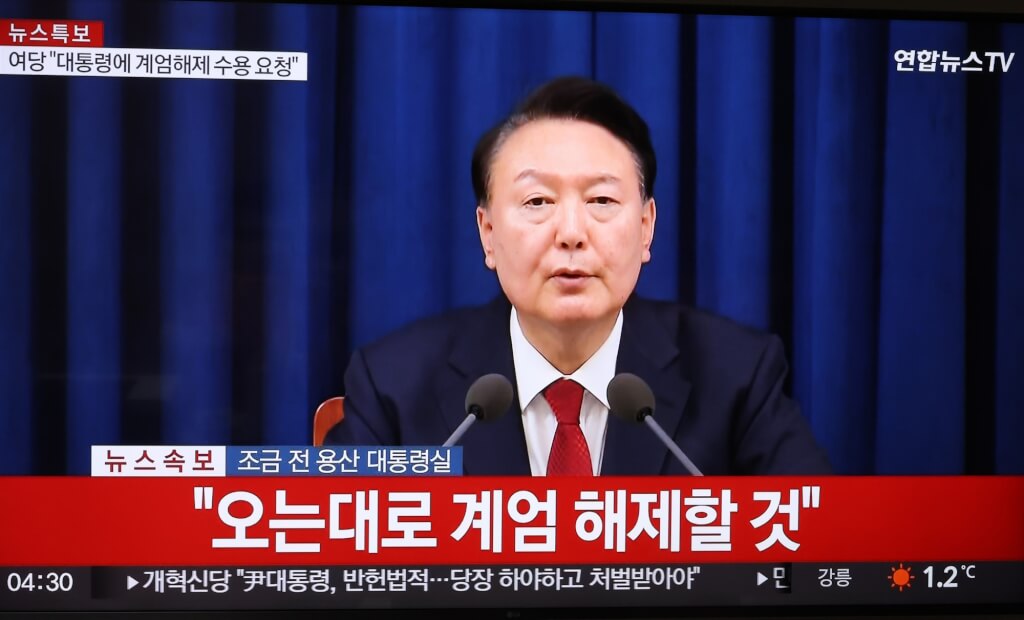 韓國戒嚴6小時總統尹錫悅遭朝野圍攻 高層幕僚集體請辭