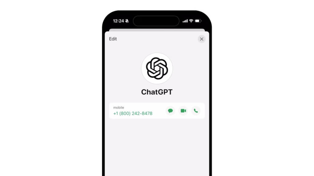 (中央社記者張欣瑜舊金山18日報導)今天,OpenAI推出了全新的ChatGPT電話和簡訊服務,讓美國用戶可以透過手機或座機撥打指定號碼,直接與ChatGPT通話。而WhatsApp用戶則可以透過文字訊息和ChatGPT互動。公司發言人強調,這項服務不會使用消費者的通話數據來訓練AI模型。 根據OpenAI的隱私政策,雖然他們會利用用戶提供的資料、合作夥伴的第三方數據,以及公開的網絡內容來訓練AI,但目前並無計畫將用戶的通話數據用於模型訓練。 有觀察家認為,OpenAI推出這項服務的目的,可能是為了收集各種語音數據,包括不同的口音、語音模式和背景噪音,這對開發多模態AI非常重要。像OpenAI、Google、Meta和蘋果等公司都在專注於這類技術,多模態AI能處理文字、圖片、影音等多種類型的資訊。 數據公司Nomad Data的執行長施耐德表示,語音數據市場目前存在挑戰,大部分數據來自YouTube影片或更難獲得的Instagram內容。許多公司希望收集“對話型數據”,例如客服通話記錄,但由於這類數據的敏感性,企業往往不願出售。 OpenAI發言人也重申,通話數據不會用來訓練AI。他們曾因AI語音助手的聲音過於相似好萊塢女星史嘉蕾喬韓森而引發爭議。 此外,OpenAI最近還推出了為期12天的活動(12 Days of OpenAI),每天發布一項新產品或功能,其中包括將Sora影片工具開放給大眾。這項活動將持續到23日結束。 今天推出的ChatGPT通話服務,對每位用戶每月提供15分鐘的免費通話時間。一旦接近使用上限,ChatGPT會提醒用戶,並建議下載專屬APP,這樣可以透過APP的語音功能進行長時間對話。 其他地區的用戶目前只能透過WhatsApp進行文字訊息互動,無法進行通話。