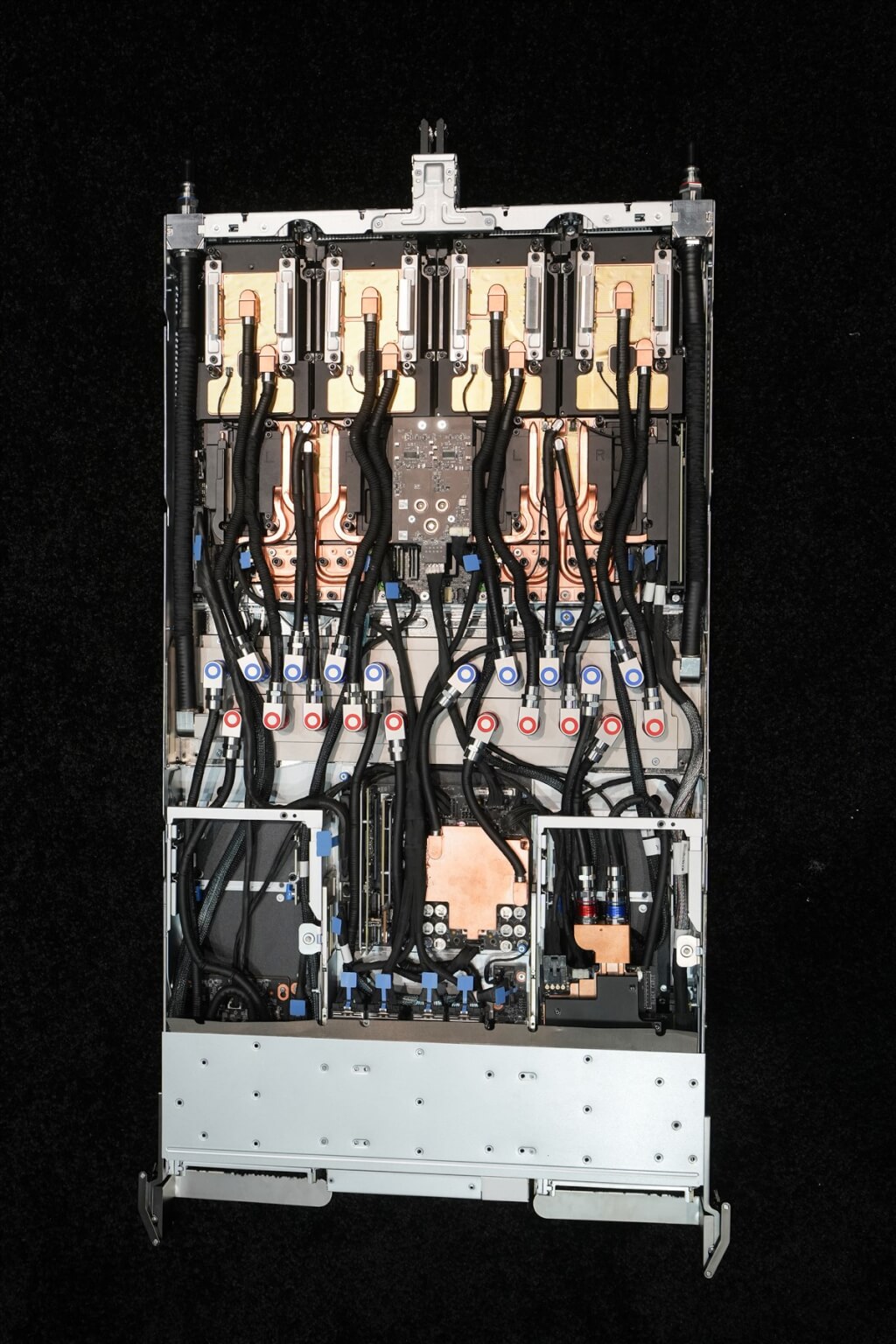 AI伺服器GB300 NVL72