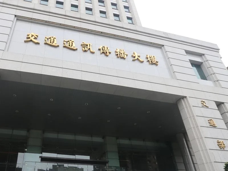 不讓行人會賠慘！新制6/30上路，害人受傷最高罰3.6萬還可能吃官司