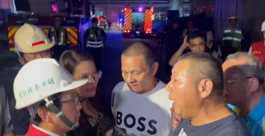 興達電廠爆炸！居民控下午就有外洩卻沒告知？副市長林欽榮遭包圍爆推擠！