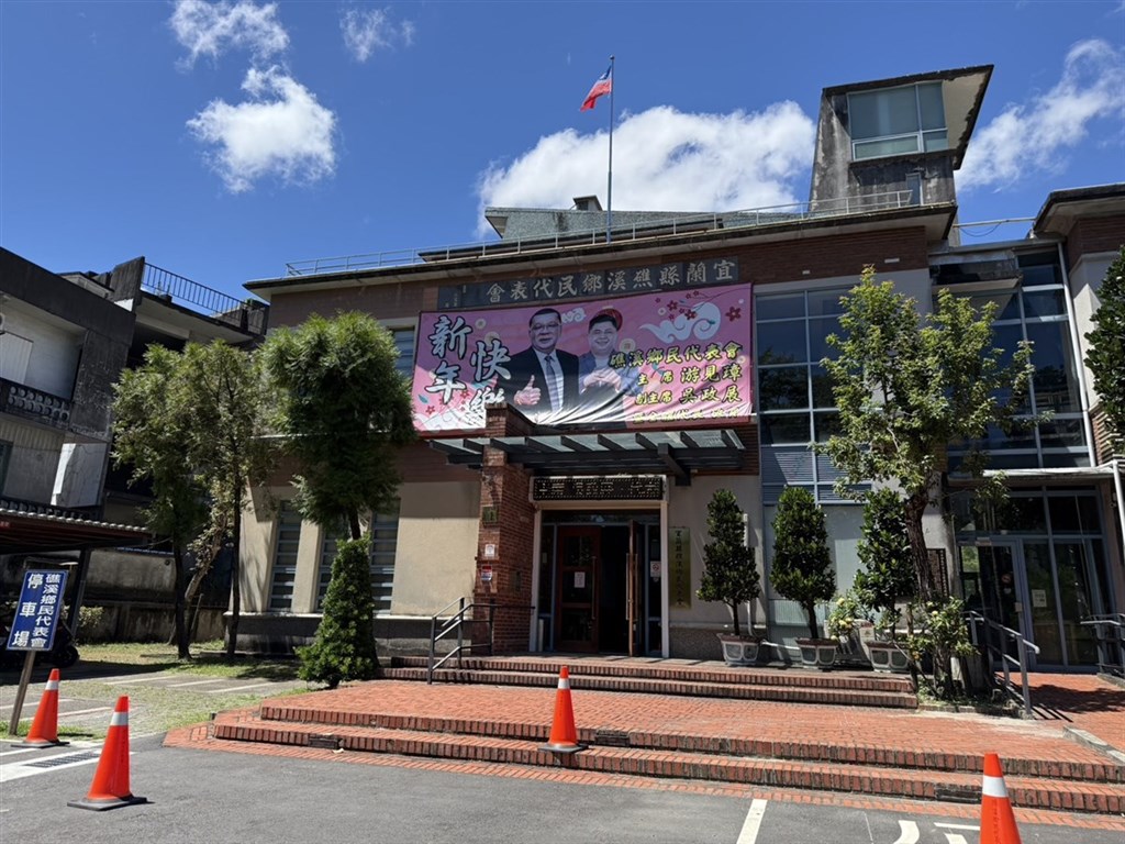 宜蘭礁溪鄉民代表張景程涉經營應召站！檢調大動作搜索約談