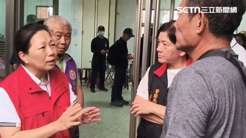 張益贍狠酸徐榛蔚「腦子只有錢」 童子賢曝捐7千萬遭誤用風波再被提