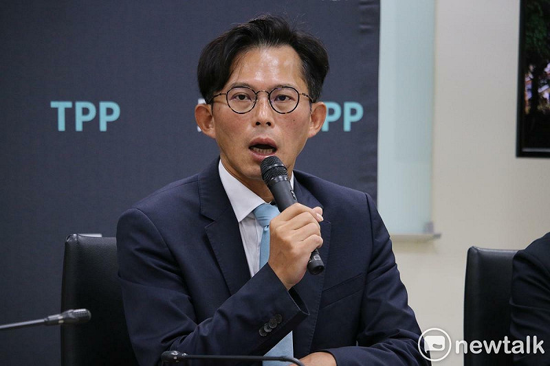 忍無可忍！黃國昌怒嗆鏡週刊「惡意潑糞」：下週連同造謠者一併提告