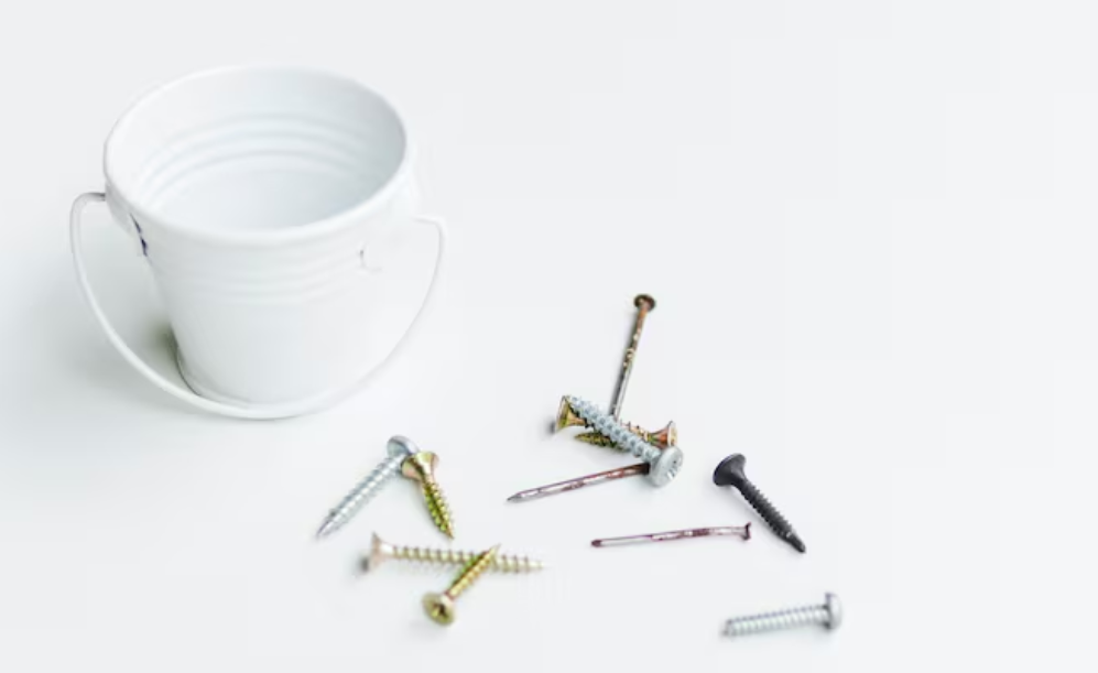 How Galvanized Screws Prevent Rust in Outdoor Projects