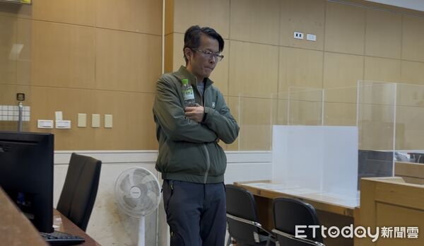 知名律師陳振偉涉助陸客假名入台！遭搜索約談　100萬交保限出境